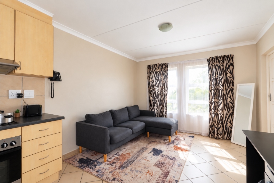 To Let 2 Bedroom Property for Rent in Buh Rein Estate Western Cape